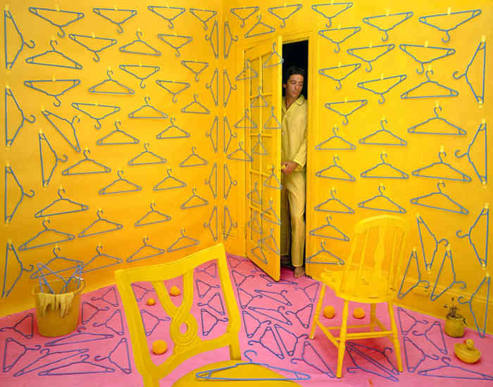 Sandy Skoglund, Hangers, 1979