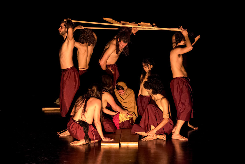 Rappresentazione del Mahabharata in apertura ai XXXVI Rencontres du Jeune Théâtre Européen (foto: Giulia Berruti)